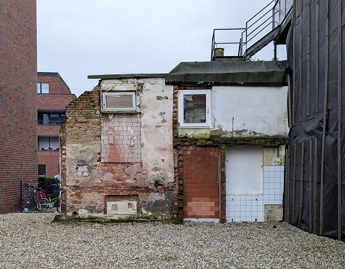 KUNST AM BAU