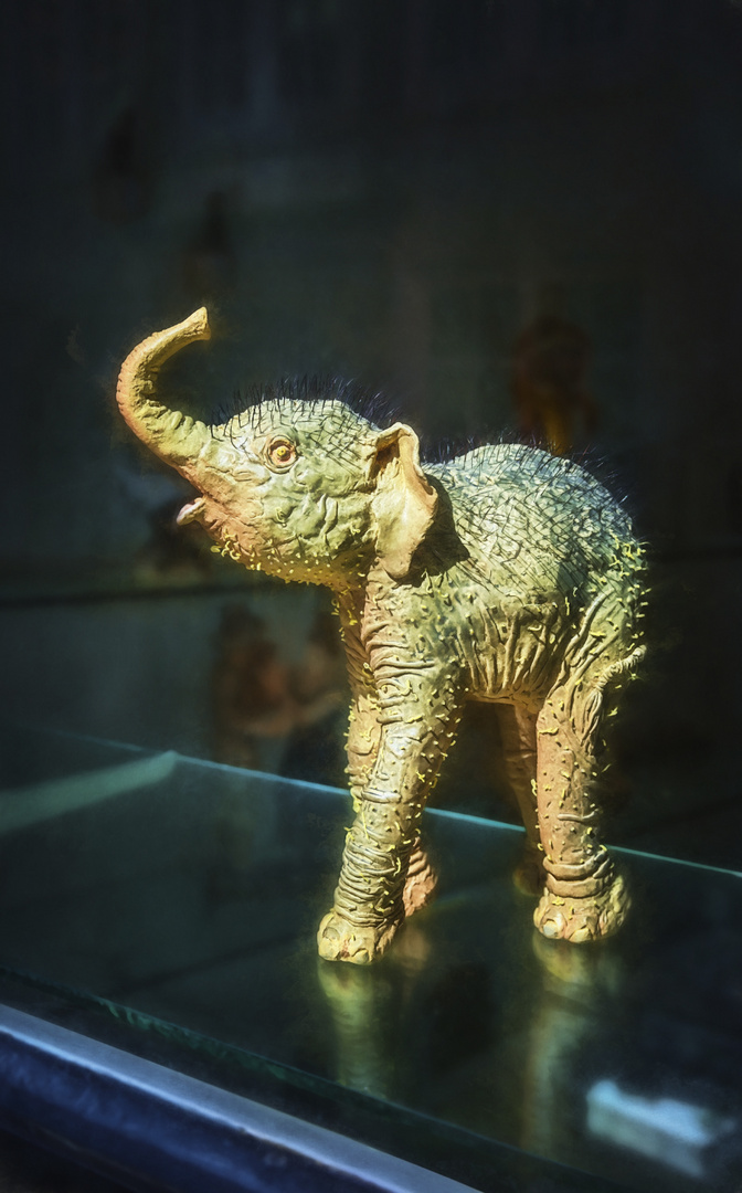 Kunst-Elefant