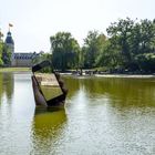 Kunst im Schloßparksee