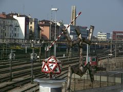 Kunst neben den Schienen