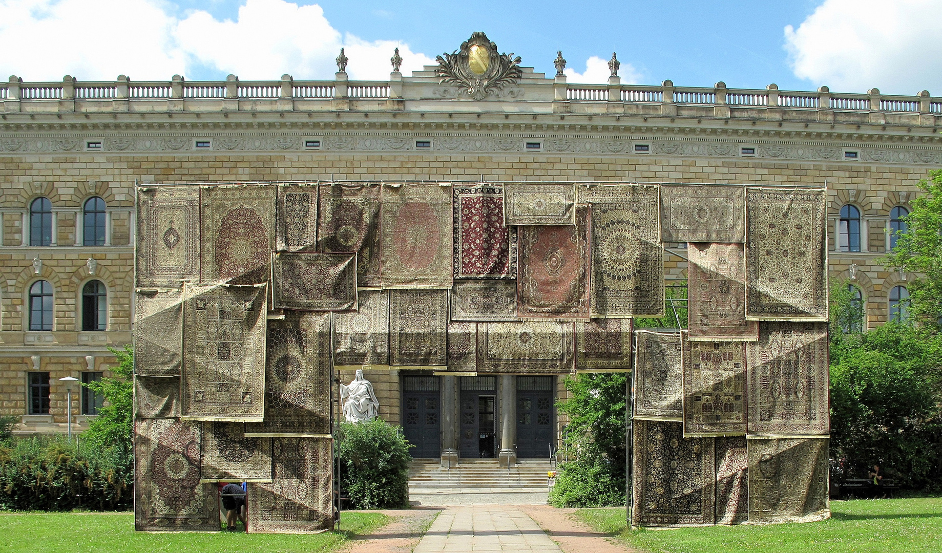 "KUNST" vorm Landgericht Dresden