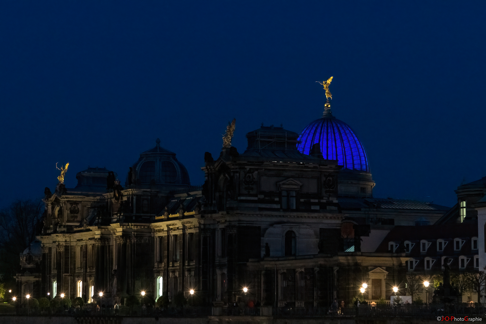 Kunstakademie Dresden zur blauen Stunde