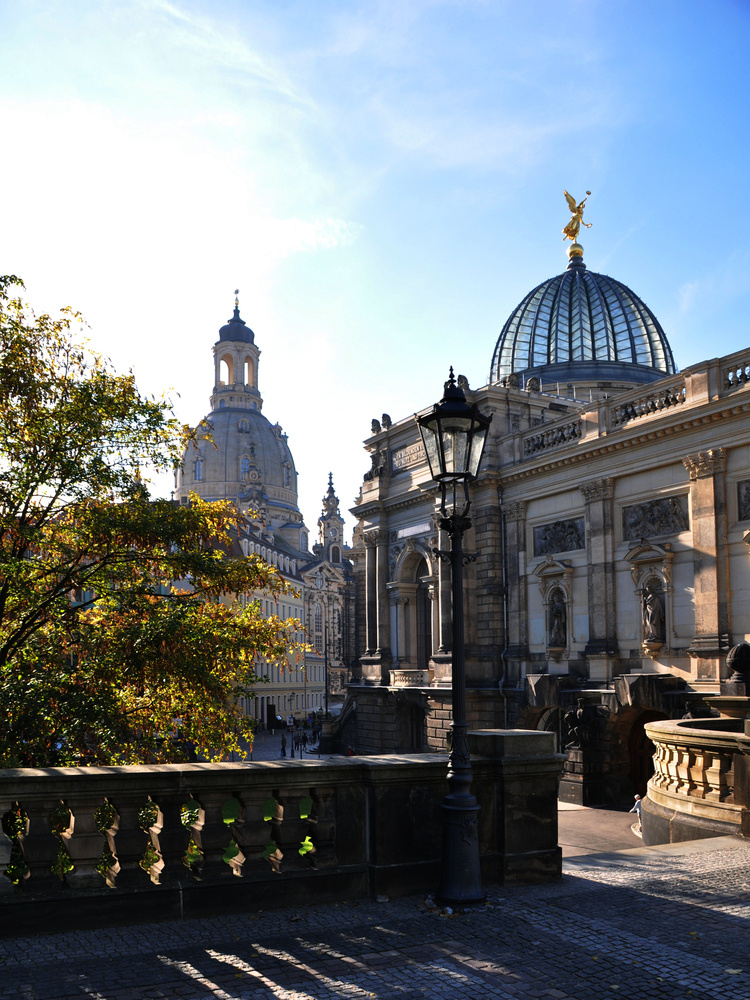 Kunstakademie und Frauenkirche