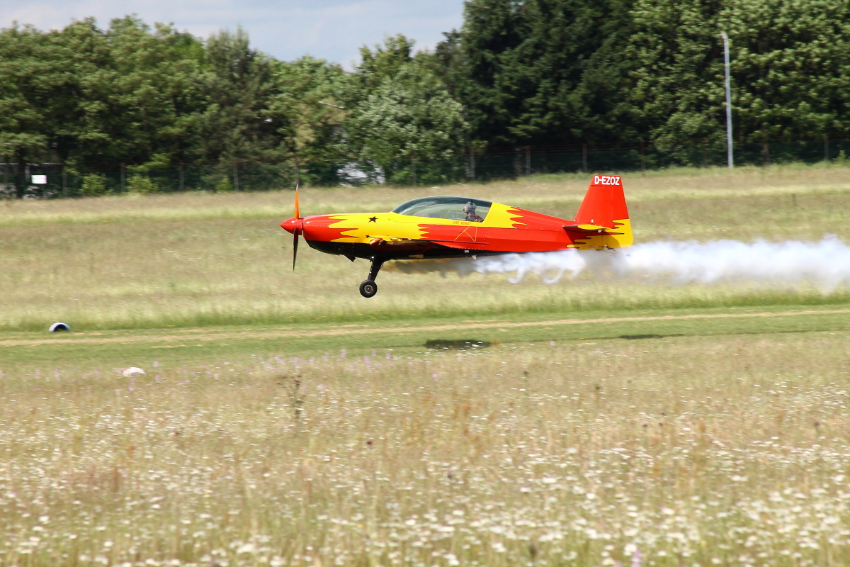 Kunstflugshow 22.6.2013 in Eudenbach bei Bonn