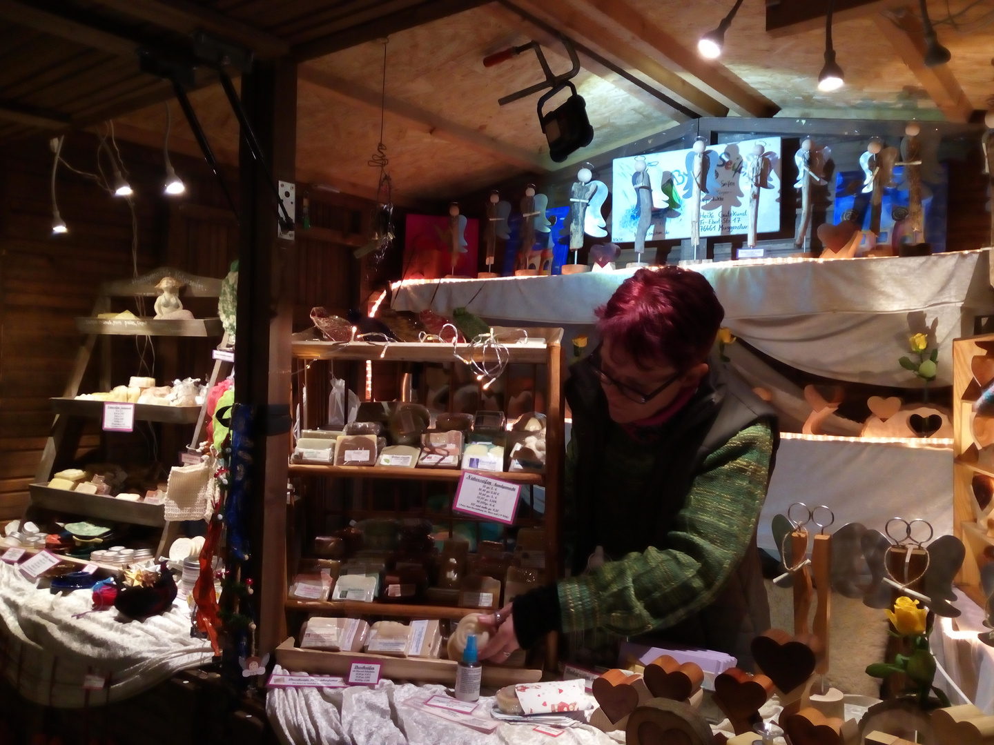 Kunsthandwerk auf dem Weihnachtsmarkt