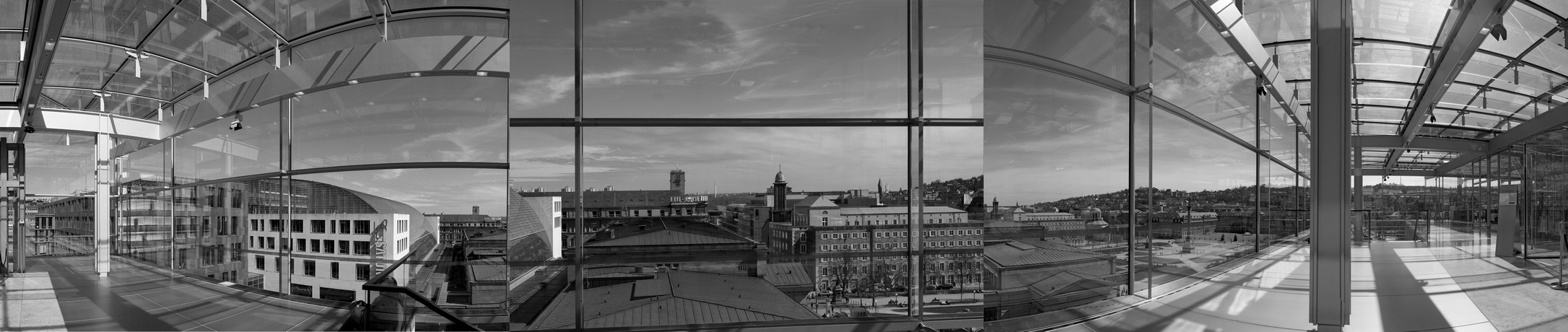 Kunstmuseum Stuttgart. Transparenz und Spiegelung S/W