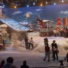 Kunstskispringer im TV-Studio auf mobiler Skisprungschanze