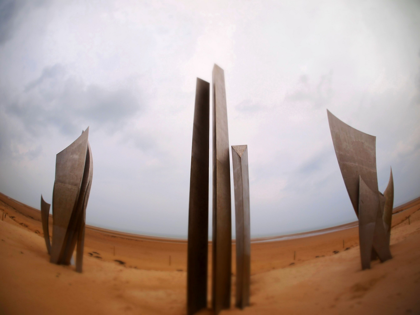 Kunstwerk "Les Braves" - Omaha Beach