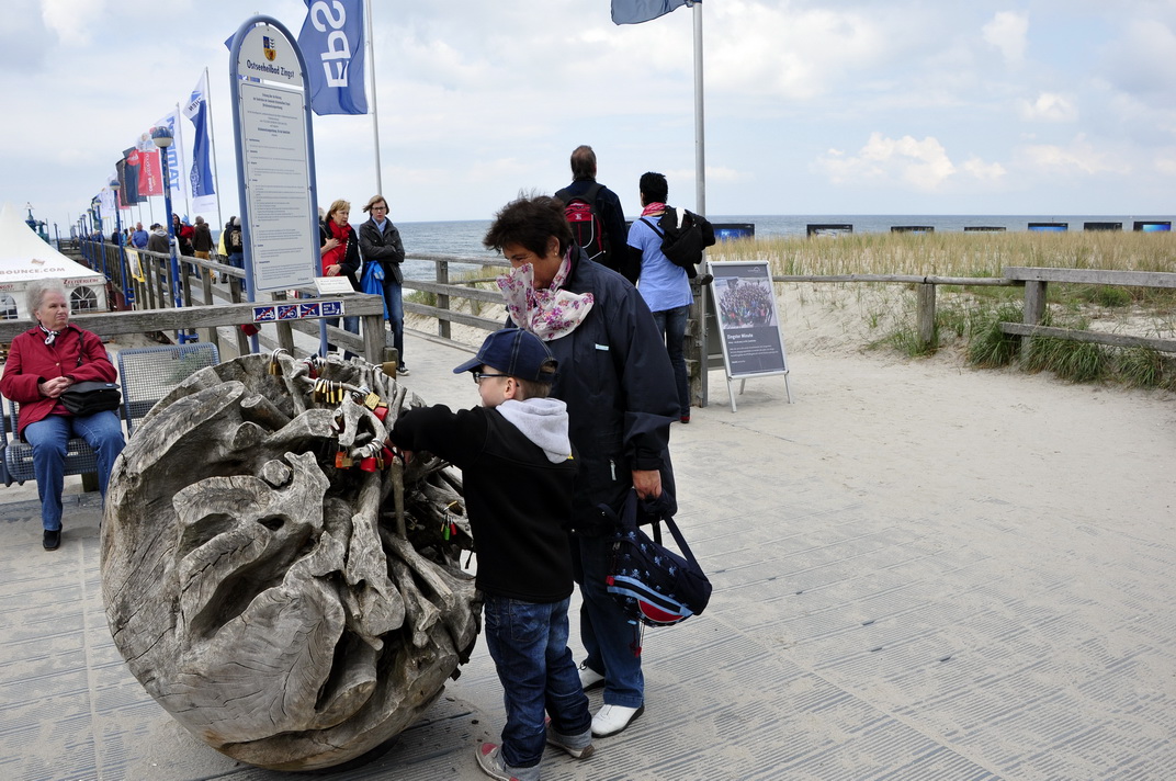 Kunstwerke an der Se(H)ebrücke...in Zingst