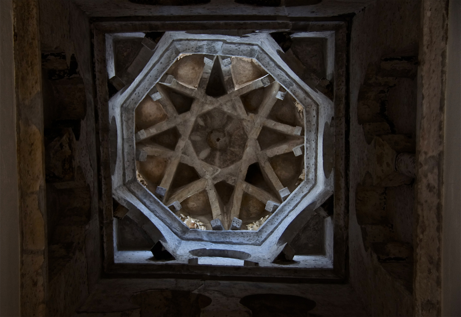 kuppel der alten moschee zu toledo, ostern 2011