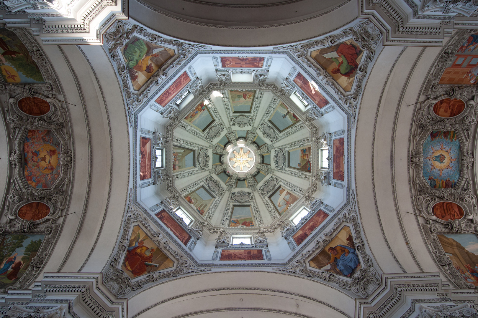 Kuppel im Salzburger Dom