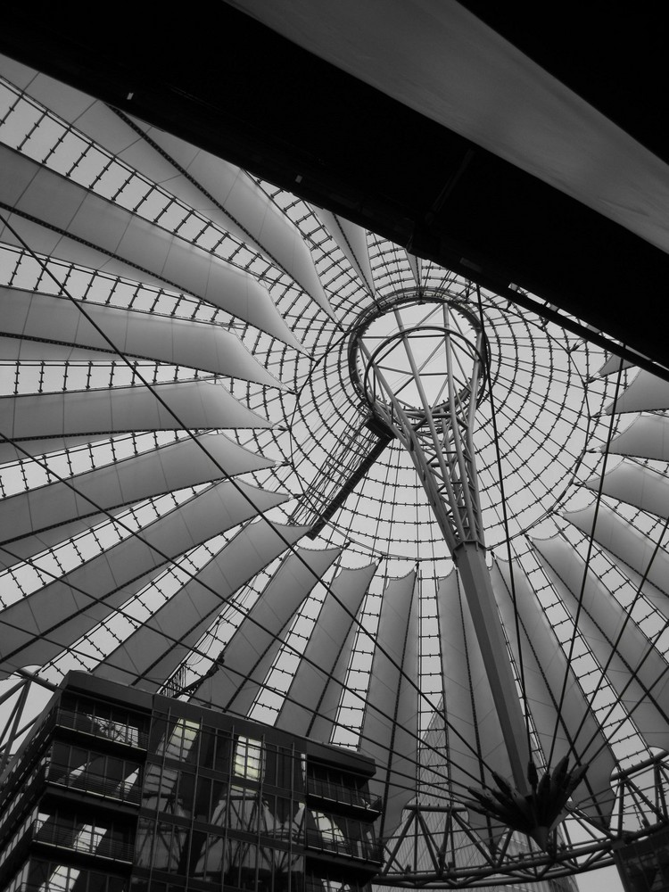 Kuppel im Sonycenter