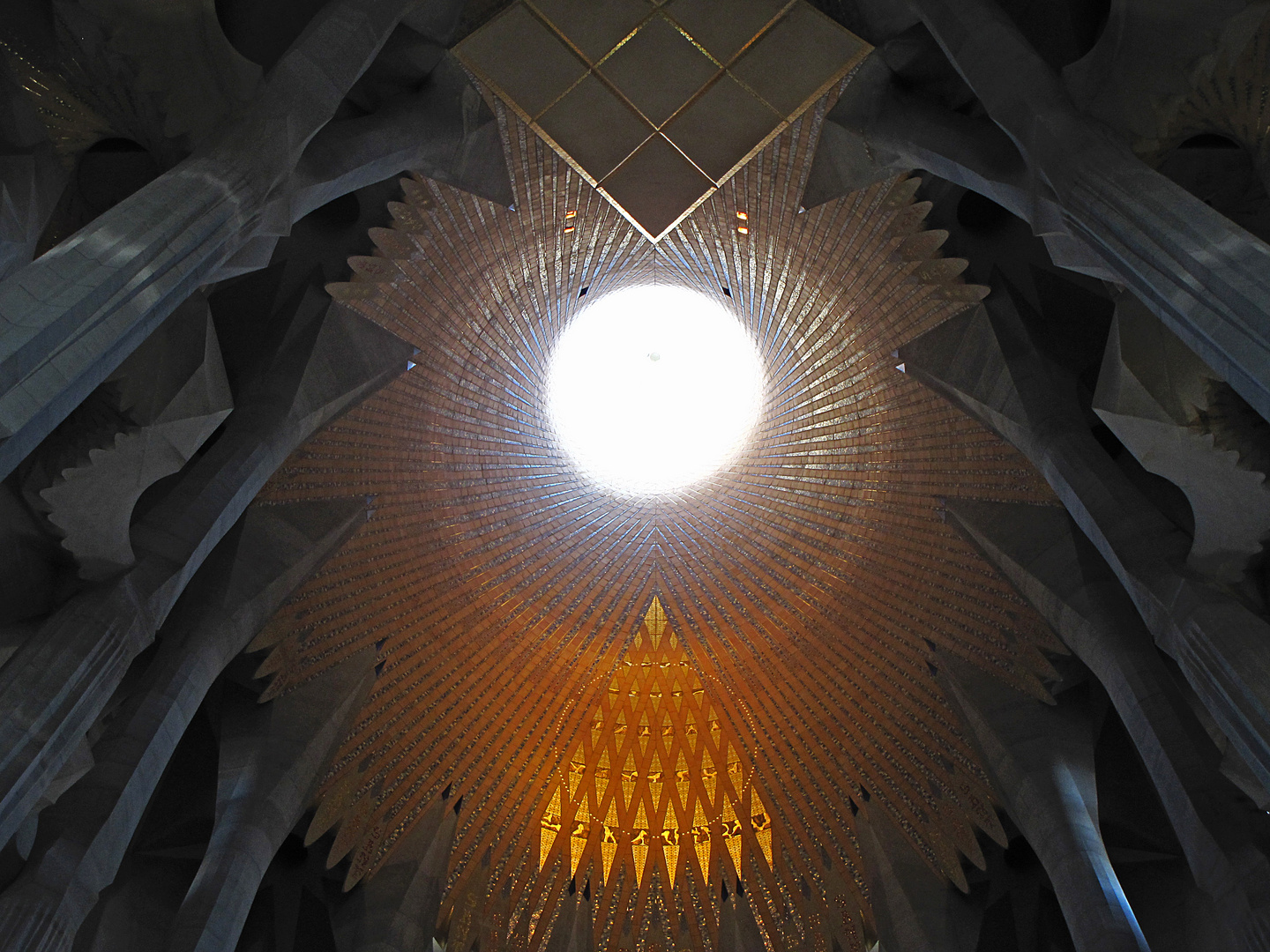 Kuppel in der Sagrada Familia