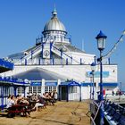 Kuppelbau Seebrücke Eastbourne Südengland 2014