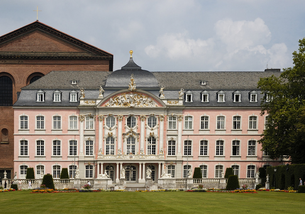 Kurfürstliches Palais