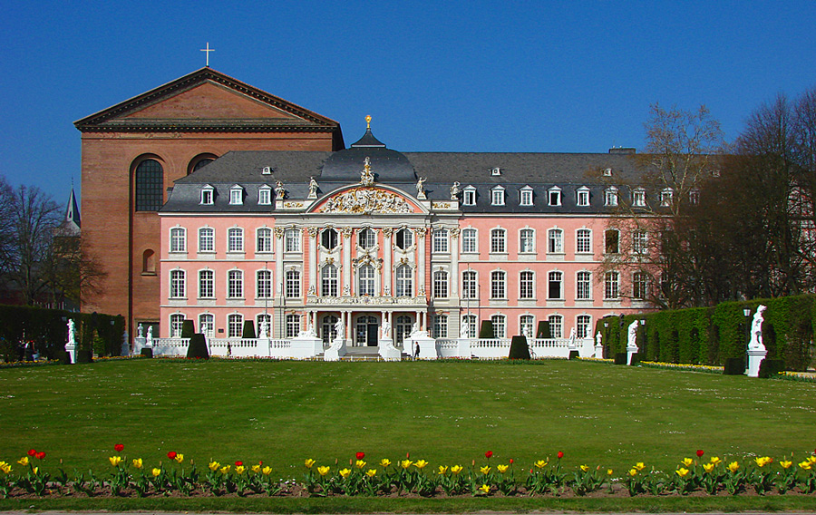 Kurfürstliches Palais