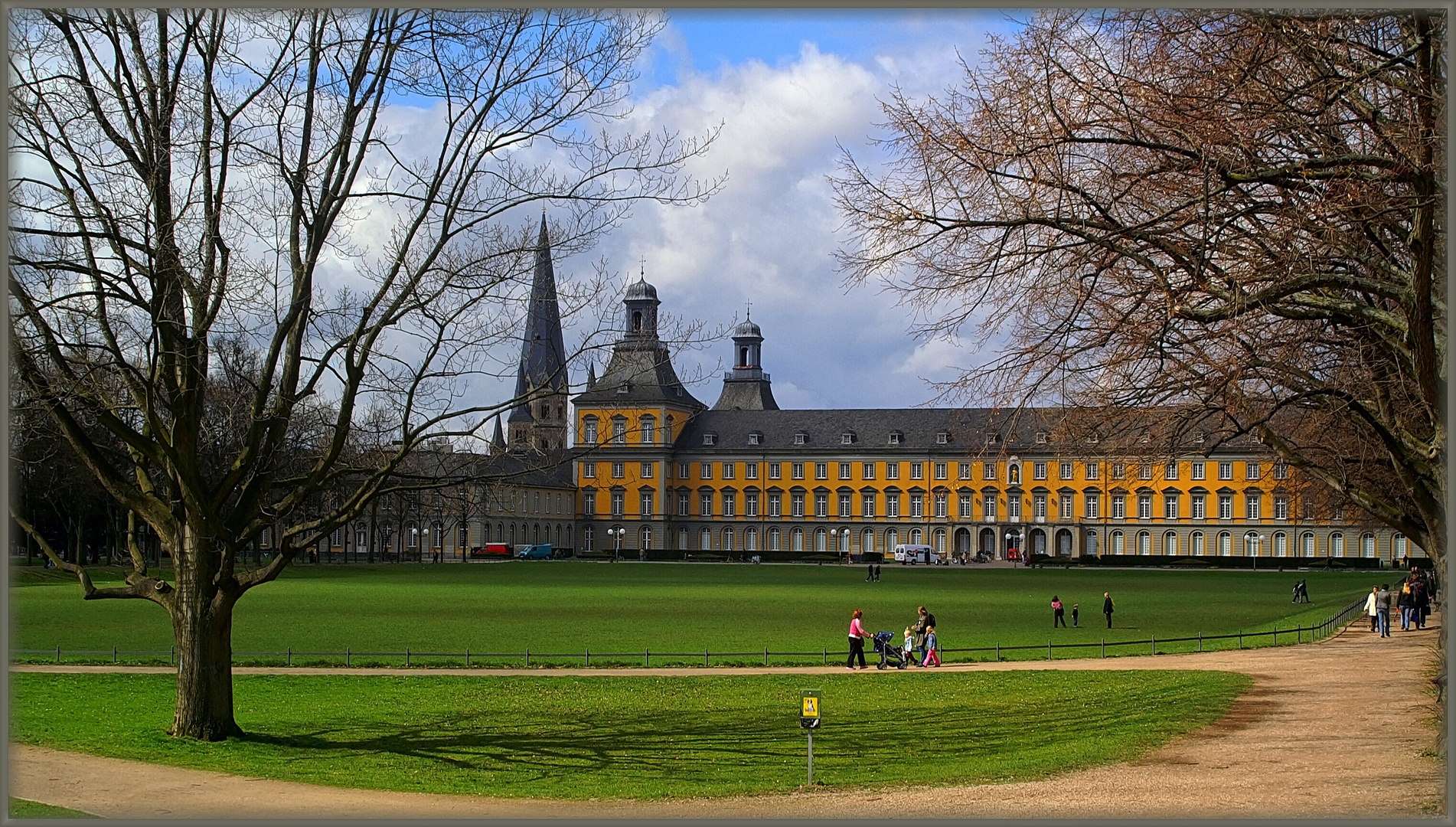 Kurfürstliches Schloss Bonn