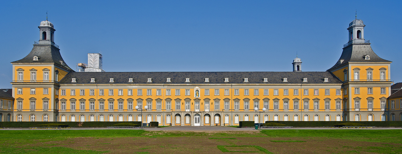 Kurfürstliches Schloß / Universität Bonn (2)