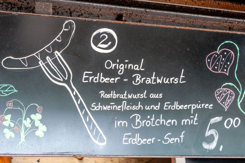 Kurios: Erdbeer-Bratwurst