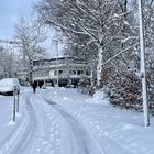 Kurklinik versinkt im Schnee