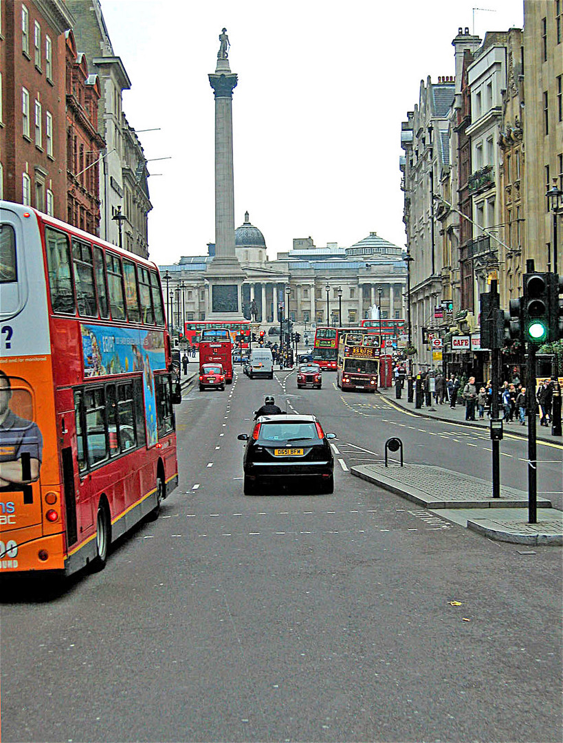 Kurs auf Trafalgar Square