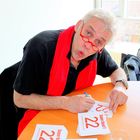 Kurt Schulzke signiert seine neue CD Super Ruud van Nistelrooy