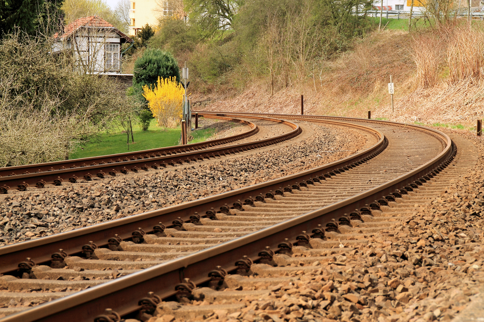 Kurvenparalleler Weg