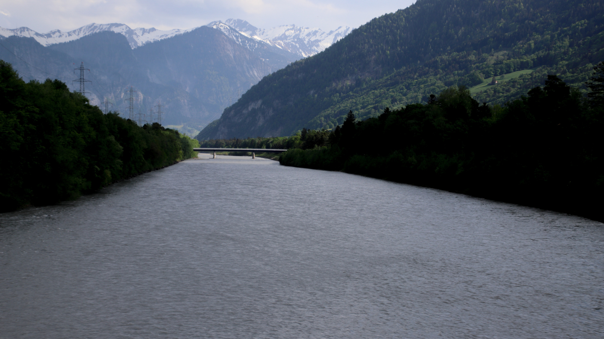 Kurz nach der Durchfahrt in Bad Ragaz.......