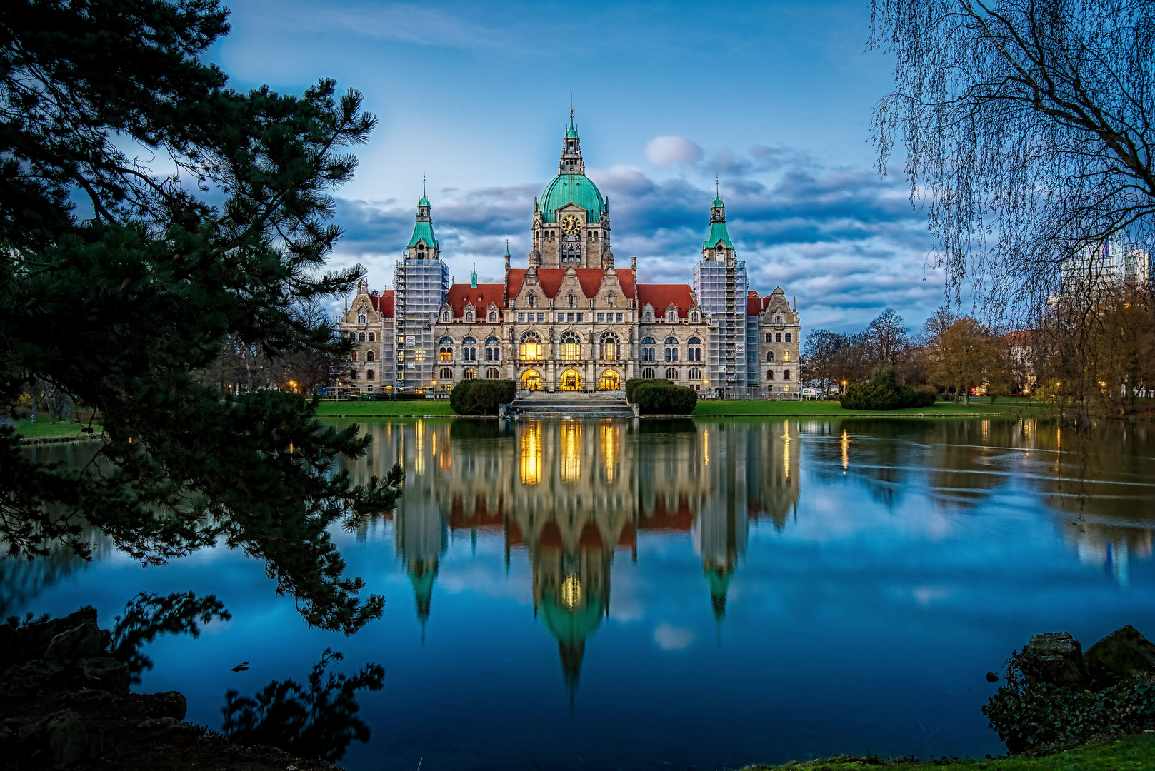 kurz vor 7 - Rathaus Hannover