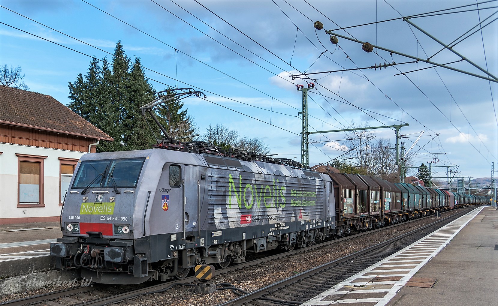 Kurz vor Bahnhof