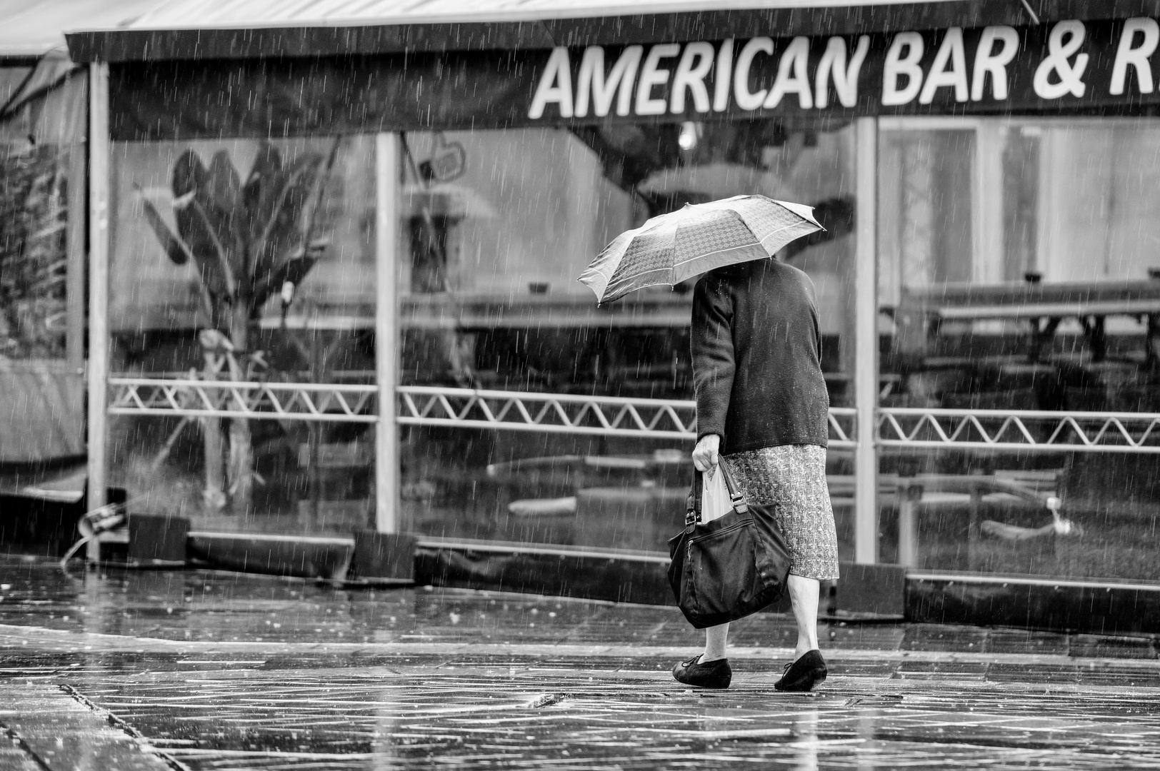 Kurz vor dem großen Regen in Nizza