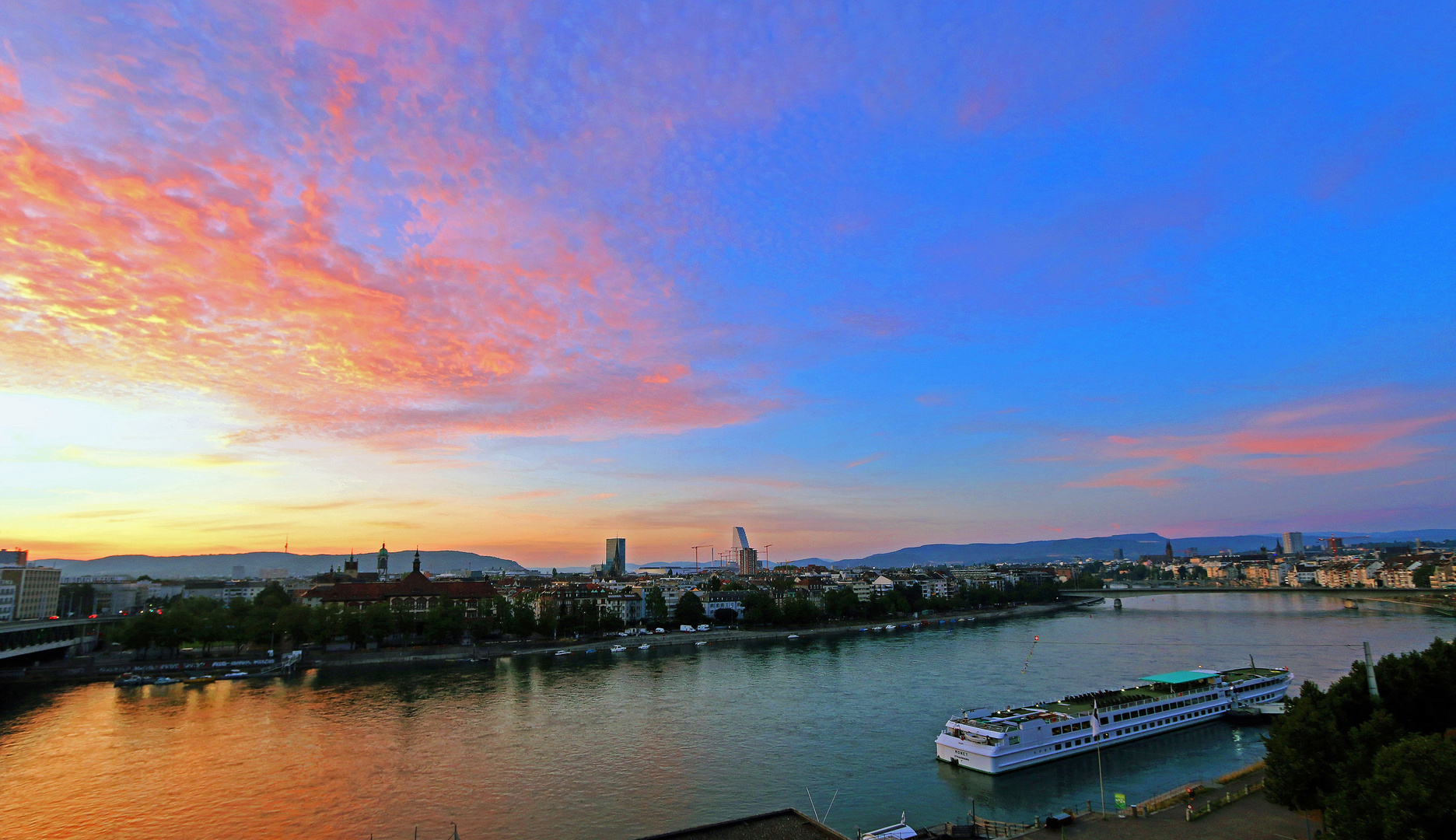 Kurz vor Sonnenaufgang