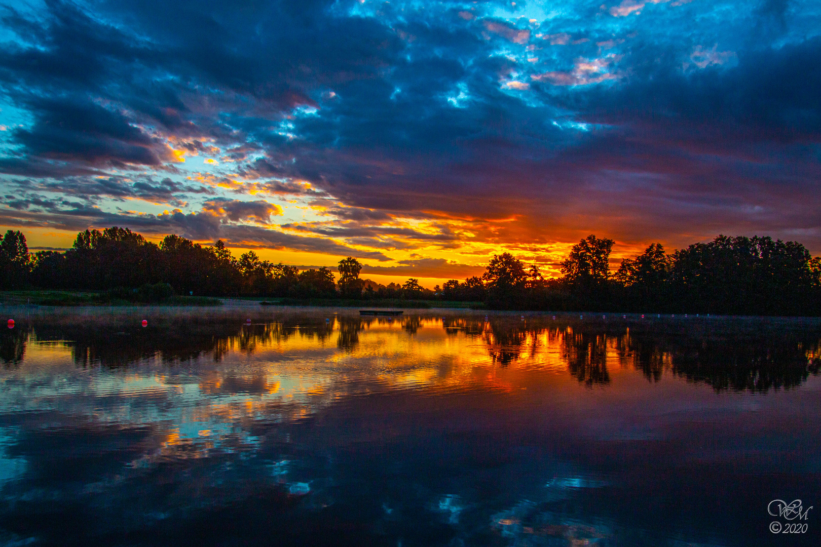 Kurz vor Sonnenaufgang am Bultensee