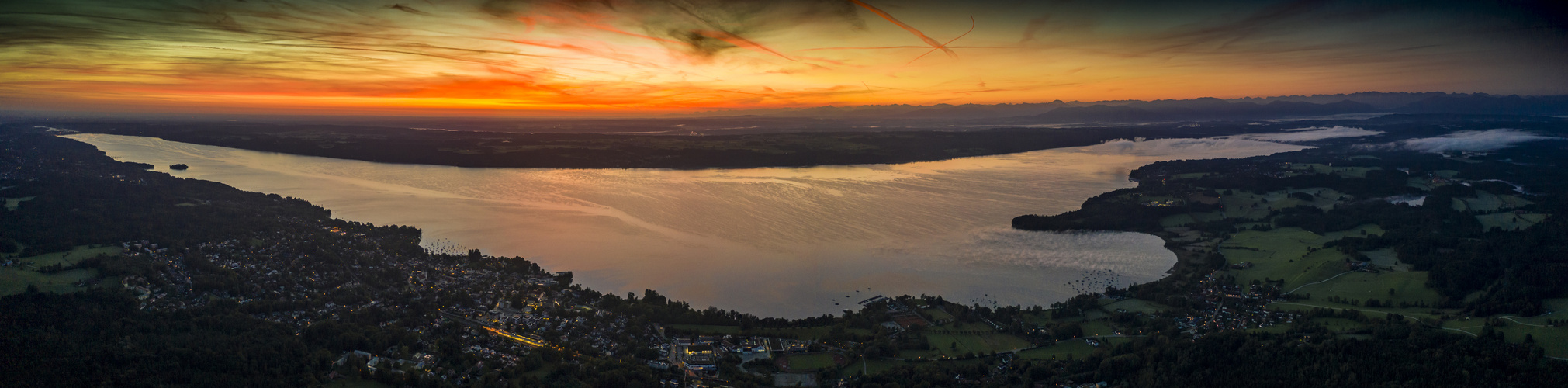 Kurz vor Sonnenaufgang am Starnberger See