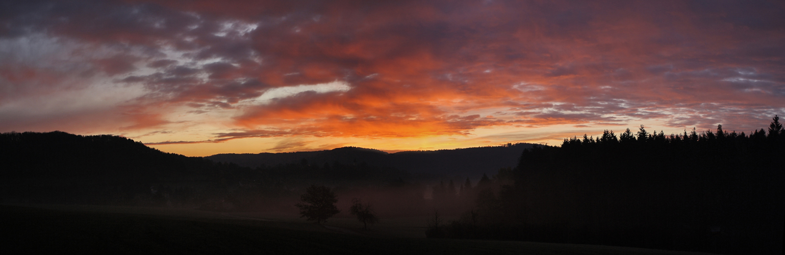 Kurz vor Sonnenaufgang