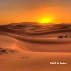 Kurz vor Sonnenuntergang im Erg-Chebbi, Marokko