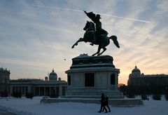 Kurz vor vier auf dem Heldenplatz