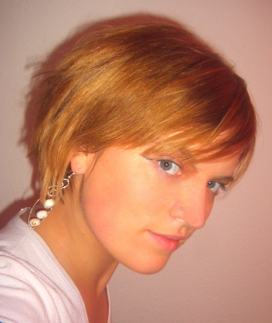 KURZE HAARE KUPFER