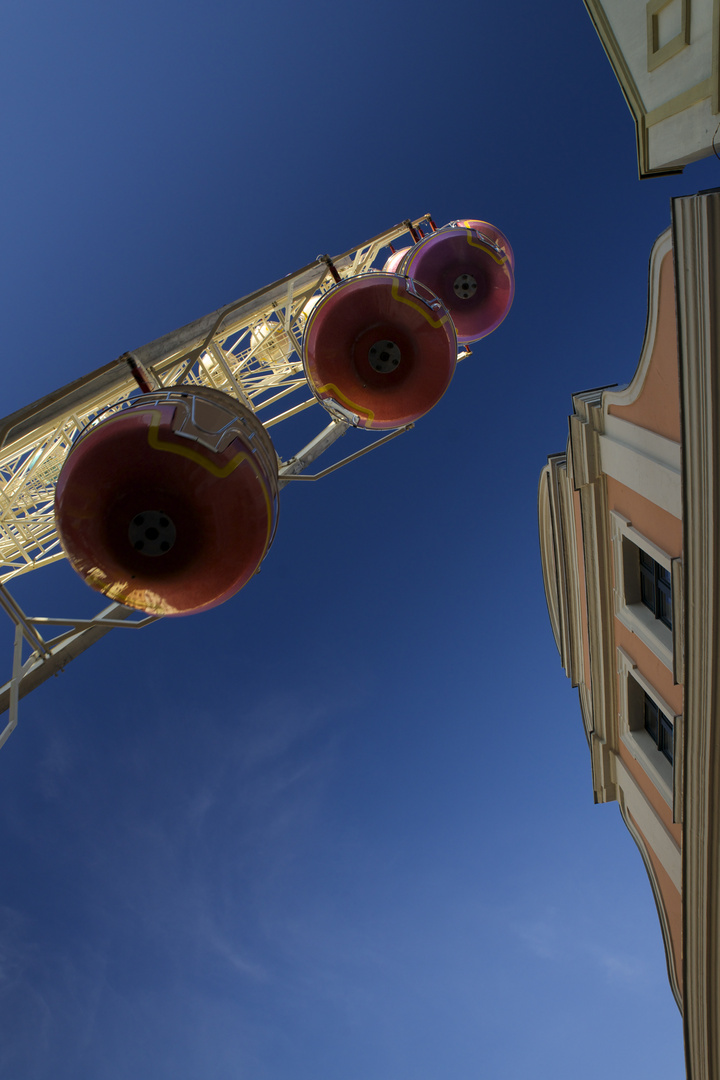 Kurzer Blick zum Riesenrad….