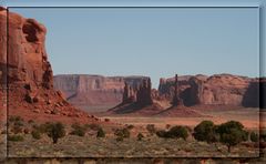 kurzer Stop am "Totem Pole" im Monument Valley