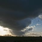 Kurzes Gewitter verhindert keinen Spaziergang mit Kinderwagen