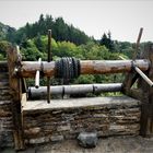 Kurzurlaub an Der Mosel 2021 - Zugbrückenkurbel auf dem Rampenturm der Ehrenburg bei Brodenbach