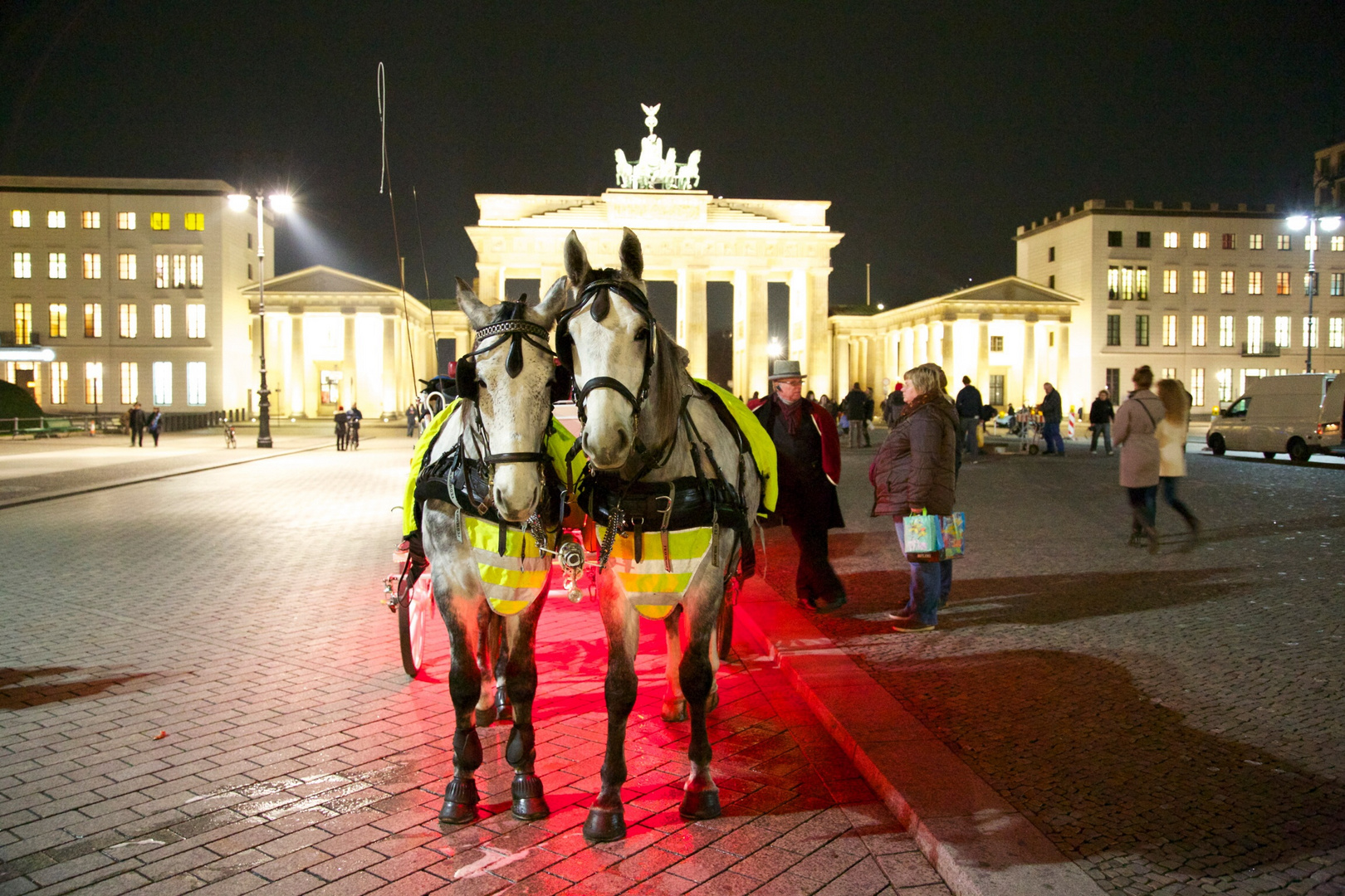 Kuscheln am Brandenburger Tor