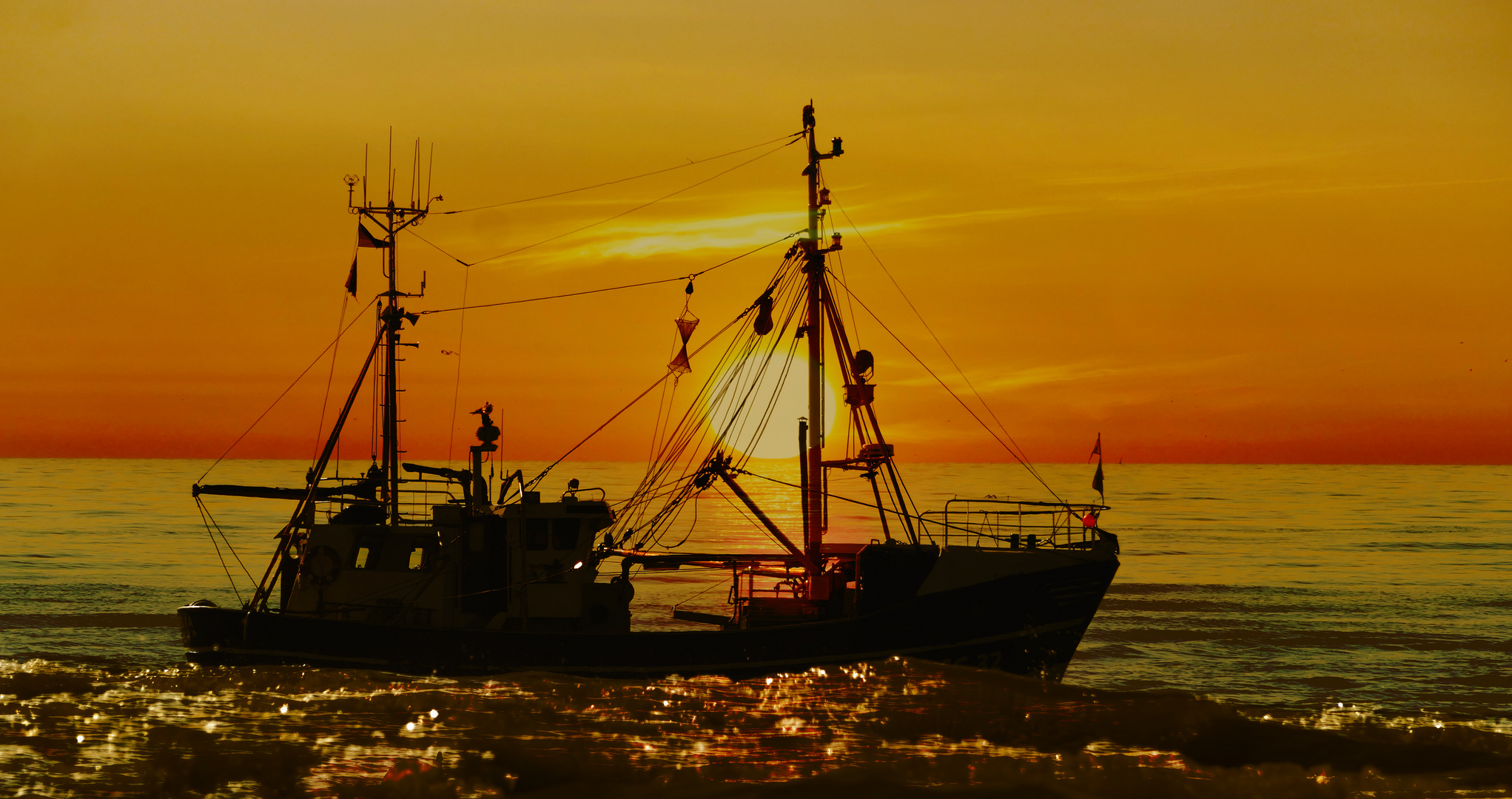 Kutter in der Abendsonne