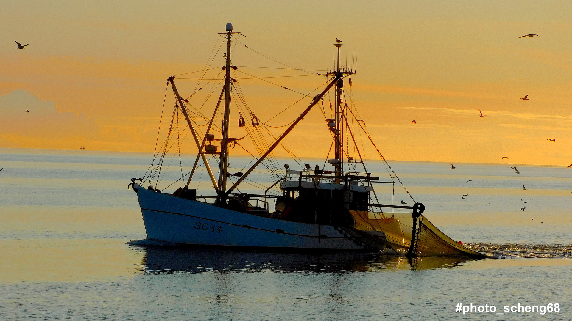 Kutter in der Abendsonne