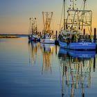 Kutterhafen in Wremen bei Flut und Abendlicht