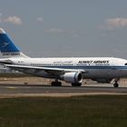 Kuwait Airways A 310-300...