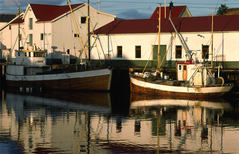 "Kveldslys på Henningsvær 2"