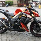 Kwasaki Z1000 "Wild Bee" Costumizeprojekt