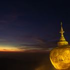 Kyaikti Yoe Pagoda at night